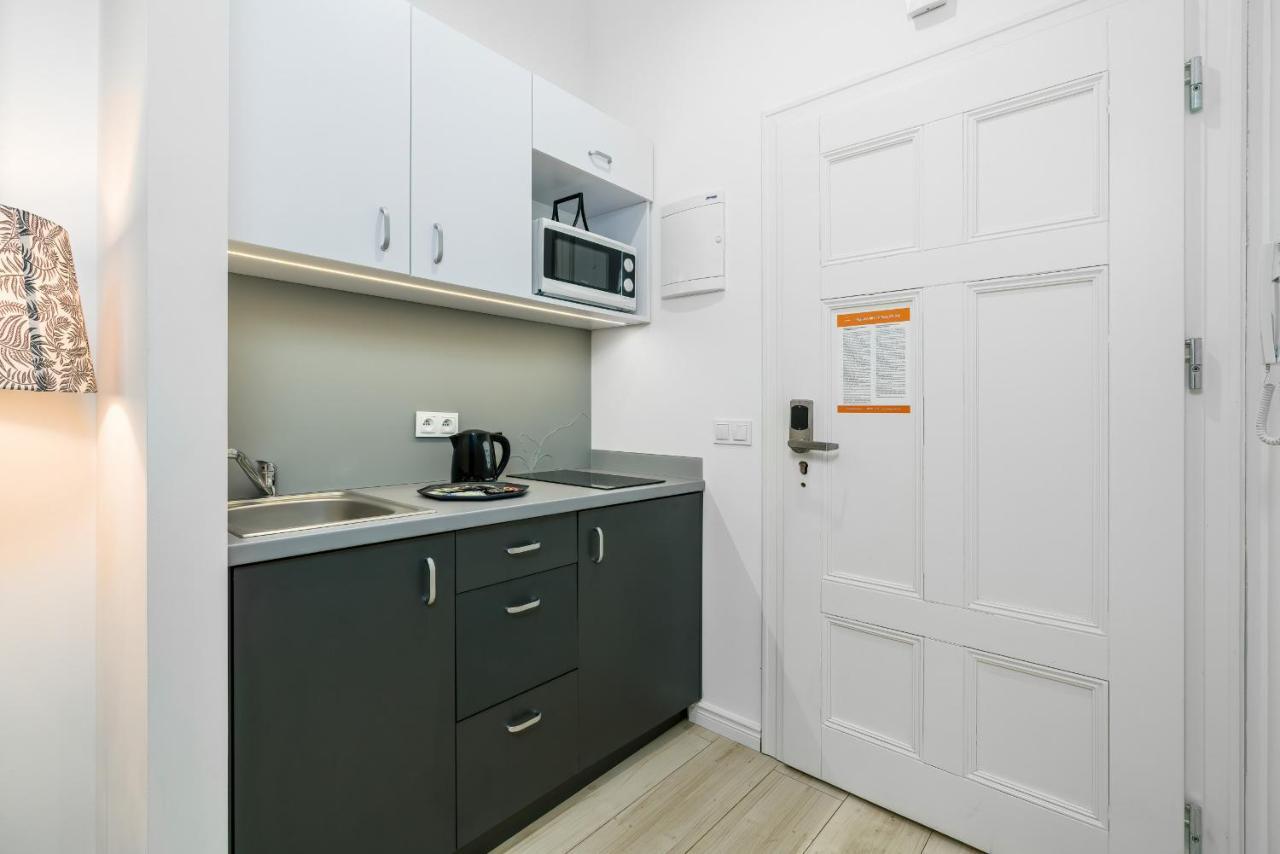 Apartments City Center Saint Wojciech By Renters Poznan Ngoại thất bức ảnh