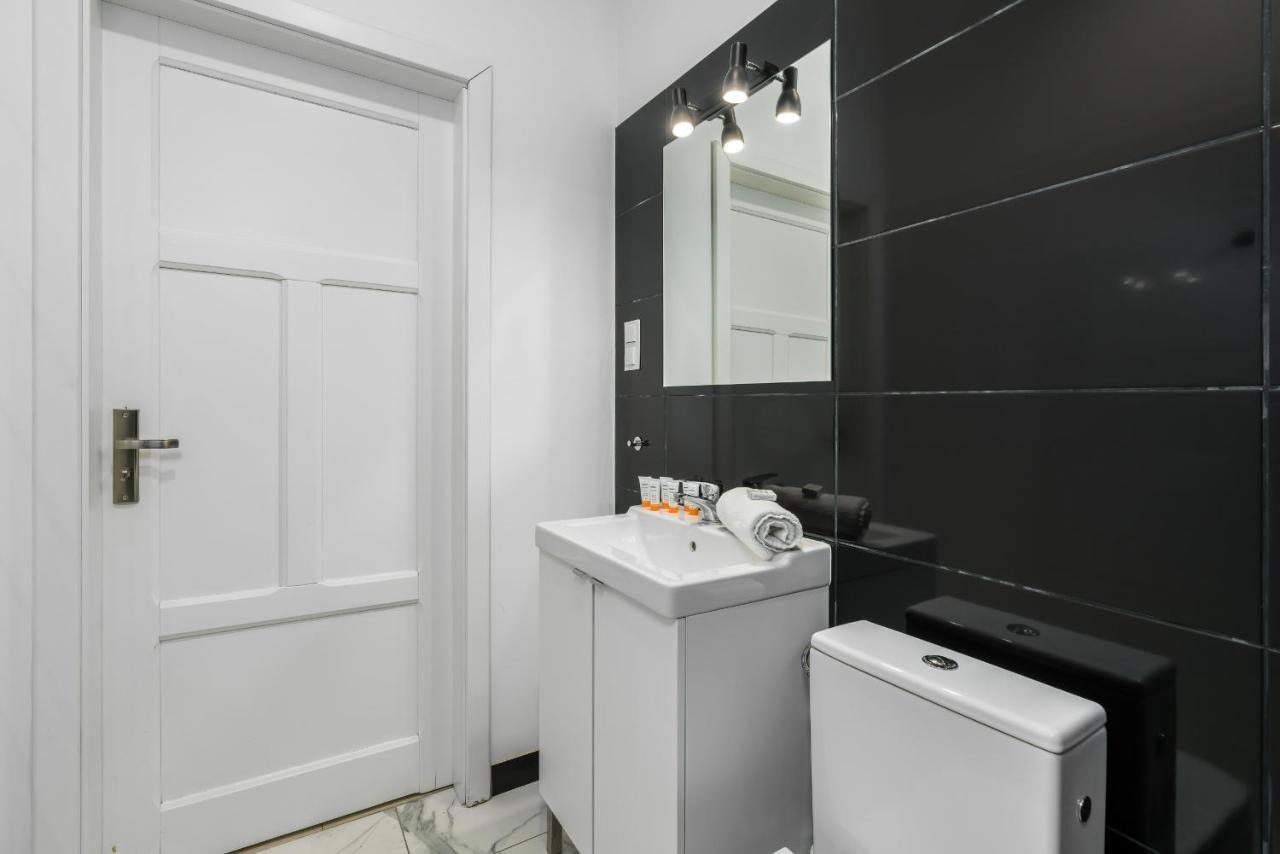 Apartments City Center Saint Wojciech By Renters Poznan Ngoại thất bức ảnh