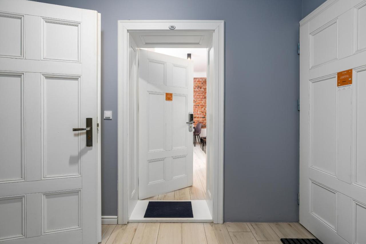 Apartments City Center Saint Wojciech By Renters Poznan Ngoại thất bức ảnh