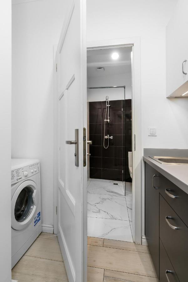 Apartments City Center Saint Wojciech By Renters Poznan Ngoại thất bức ảnh