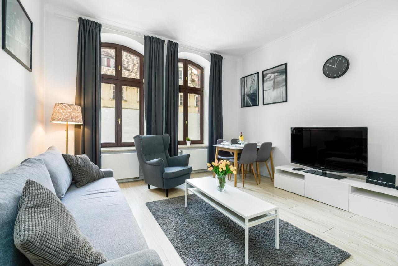 Apartments City Center Saint Wojciech By Renters Poznan Ngoại thất bức ảnh